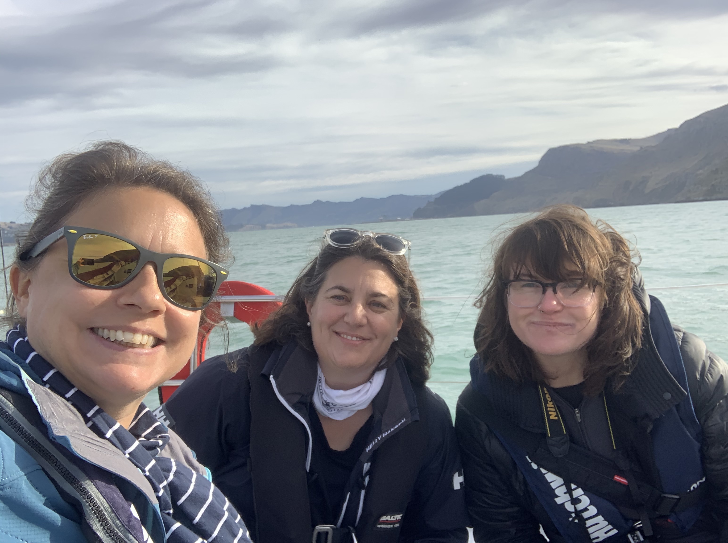 b55YidF9SiaEPAIy6vwzBA